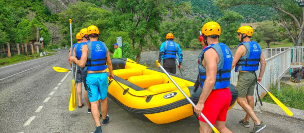 Rafting in Georgia with Professional Instructors